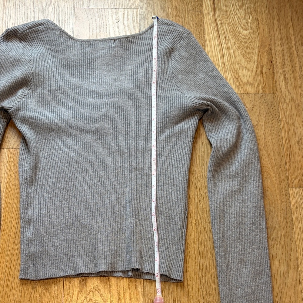 Gray Ribbed Long Sleeve Top - Picture 8 of 8